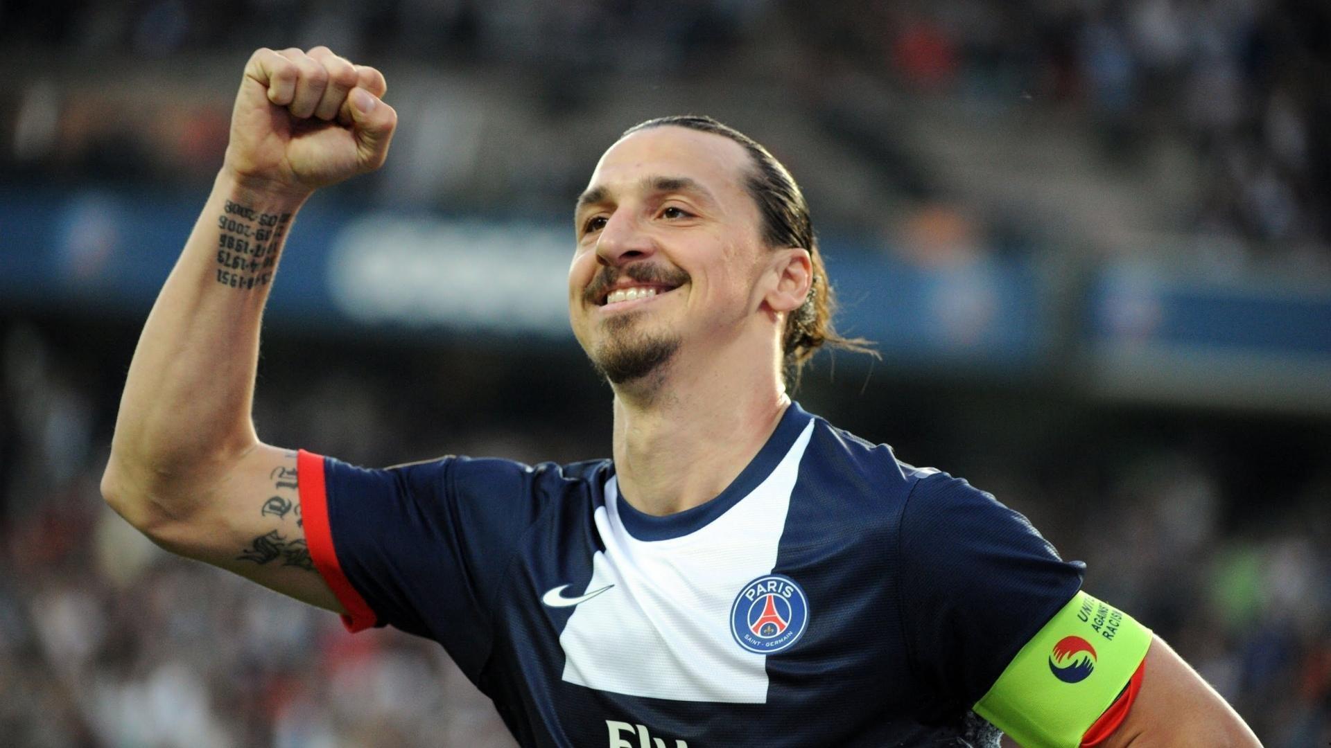 精妙绝伦！八人十一脚无缝传递，团队艺术铸就经典进球